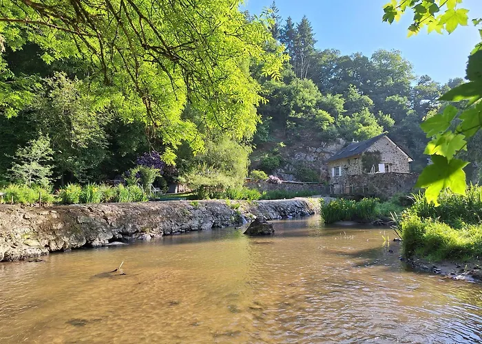 Du Moulin De Tanis 펜션